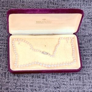 Mikimoto Pearl Necklace graduated in box wow!